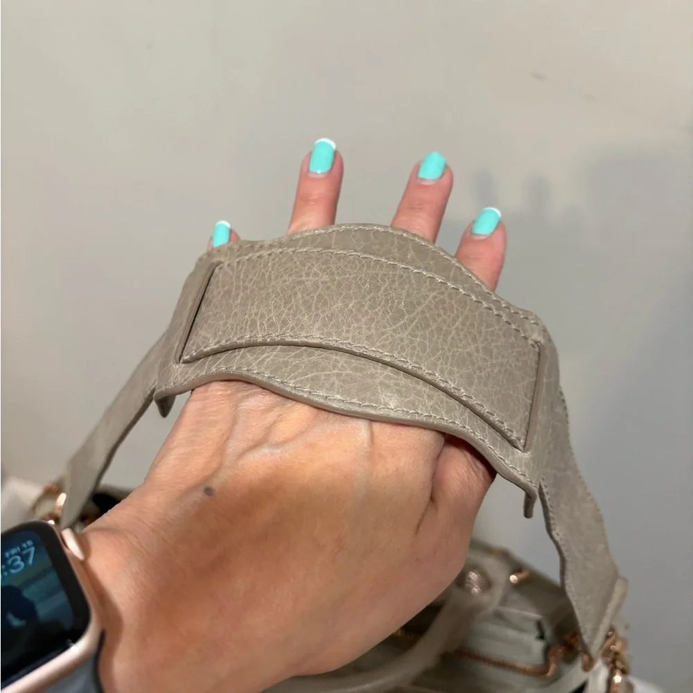 Balenciaga City Handbag - Picture 11 of 16